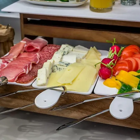 & Preelook 게스트하우스