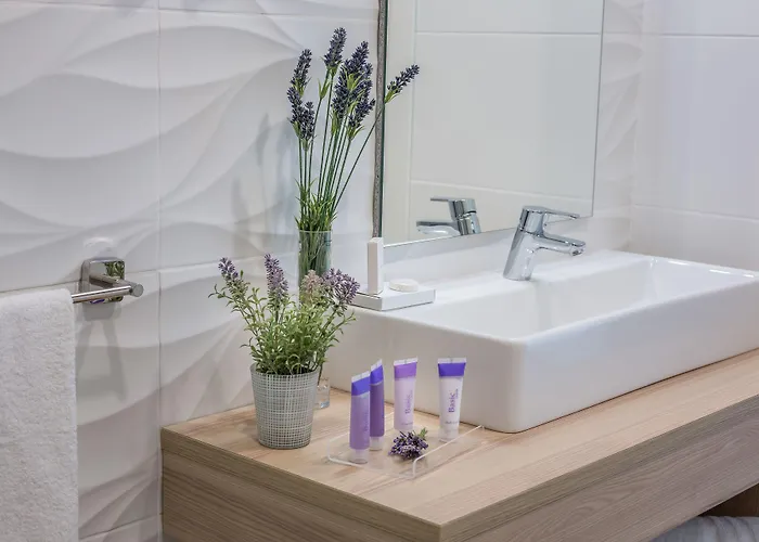 ゲストハウス & Preelook