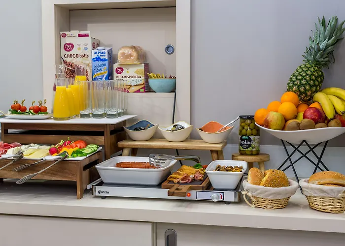 ゲストハウス & Preelook オパティヤ