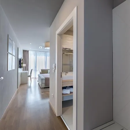 Vendégház & Preelook