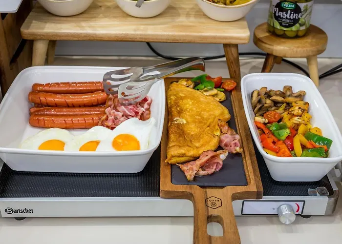 Гостьовий будинок & Preelook