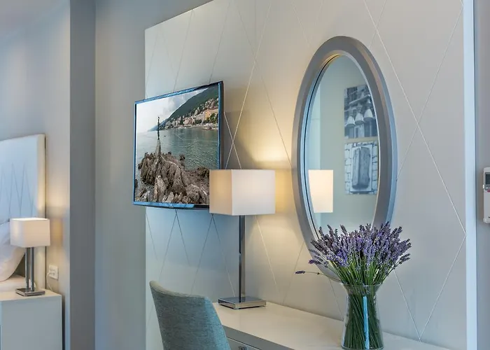 & Preelook 4* Opatija